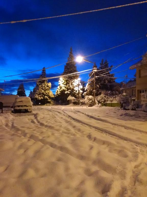 Hospedaje Lo De Max San Carlos de Bariloche Ngoại thất bức ảnh